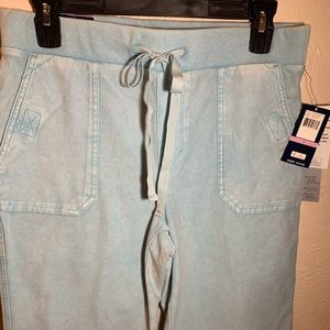 Women’s bottoms